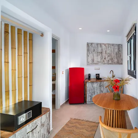 מלון Electra & פריבולוס