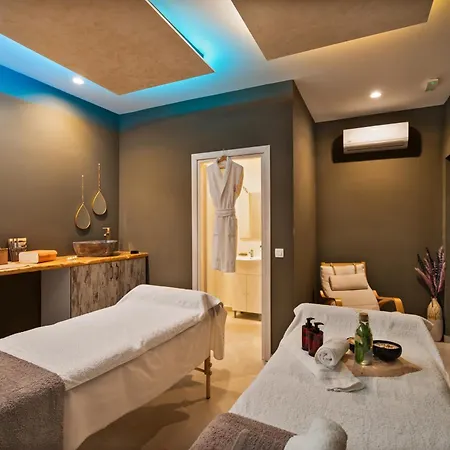 Electra & מלון *