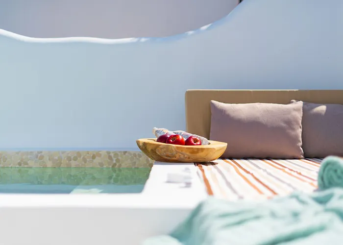 Electra Suites&spa * Perivolos (Santorini)