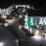 Electra Suites&spa * Perivolos (Santorini)