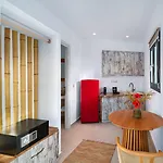 Electra Suites&spa * Perivolos (Santorini)