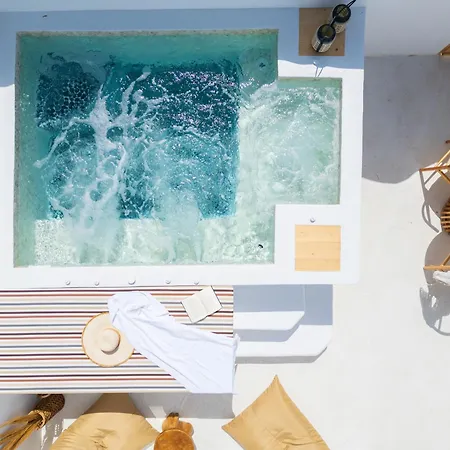 Hotel Electra & Perivolos (Santorini)