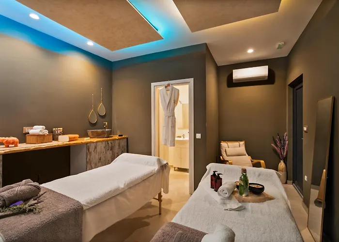 Electra Suites&spa Hotel *